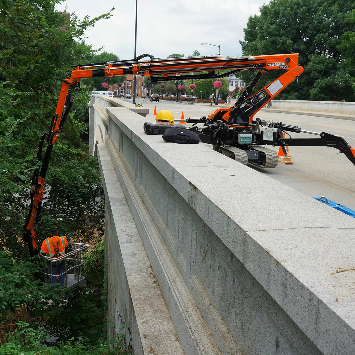 Travaux de construction sur pont